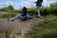 view details of set gm-4m053, Honeysuckle and Charity take to the mudbanks