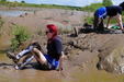 view details of set gm-4m053, Honeysuckle and Charity take to the mudbanks